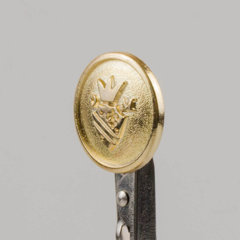 Guzik z herbem i koroną kolor złoty śr. 22 mm