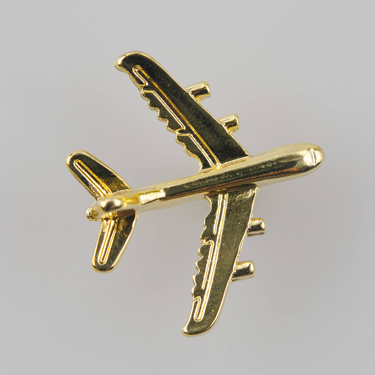 Samolot Airbus 380, złoty metalowy znaczek na pin/ szpilkę, 26 x 30 mm (#14)